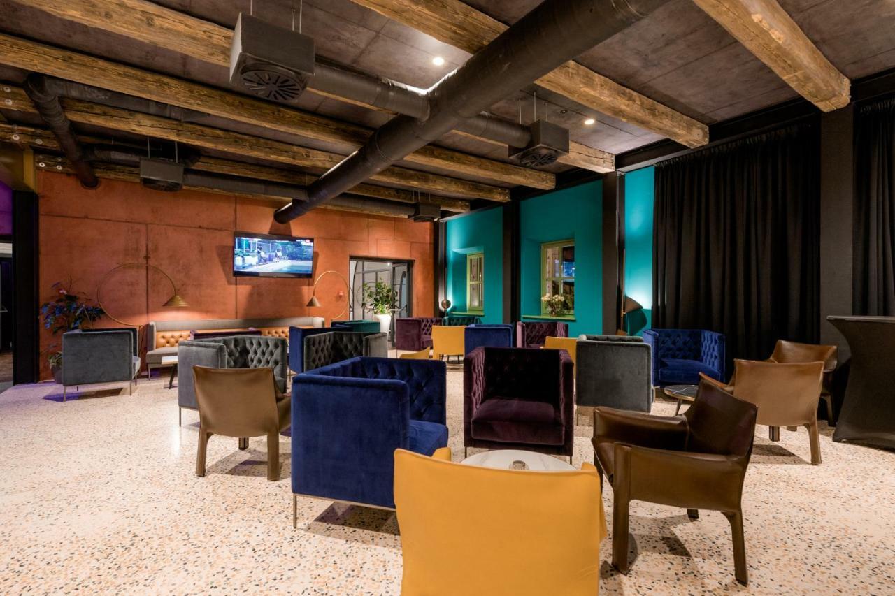 Winery & Design Hotel Roxanich Мотовун Экстерьер фото